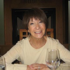 Meet your Posher, Edith